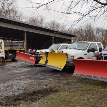 Trucks-for-snow-Removal